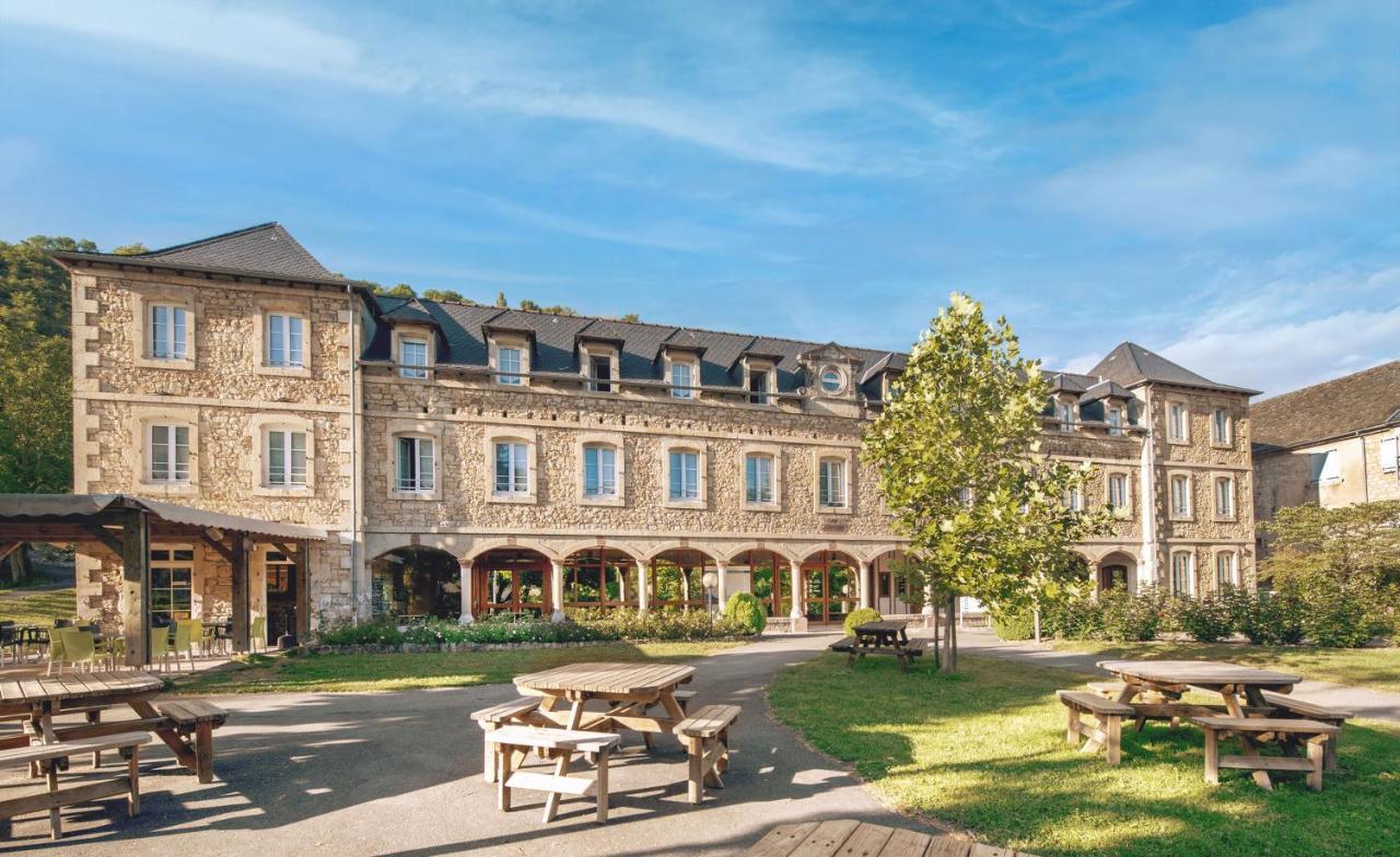 Hotel L'Oustal Pont-Les-Bains Salles-la-Source Exterior foto