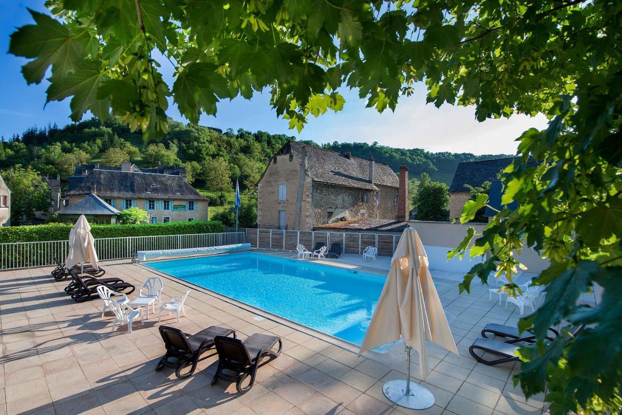 Hotel L'Oustal Pont-Les-Bains Salles-la-Source Exterior foto