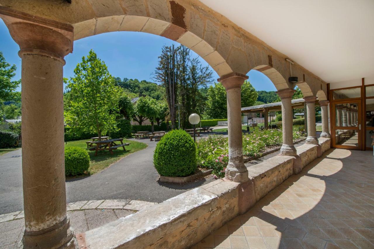Hotel L'Oustal Pont-Les-Bains Salles-la-Source Exterior foto